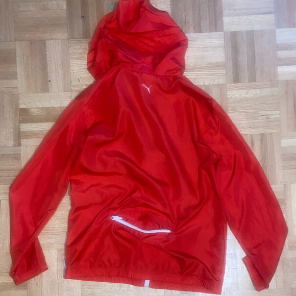 puma lightweight wind breaker - Picture 2 of 3